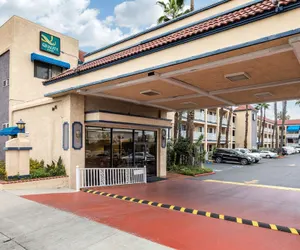 Photo 2 - Quality Inn Lomita - Los Angeles South Bay