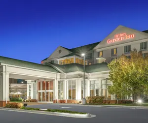 Photo 2 - Hilton Garden Inn Richmond Airport