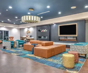 Photo 4 - La Quinta Inn & Suites by Wyndham Woodway - Waco South