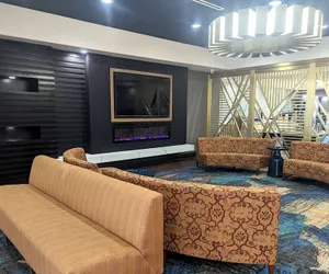 Photo 4 - La Quinta Inn & Suites by Wyndham Woodway - Waco South