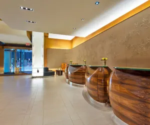 Photo 3 - Hilton Club West 57th Street New York