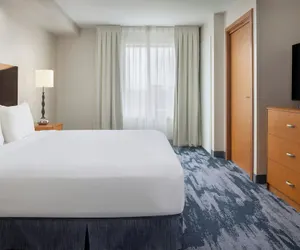 Photo 4 - Fairfield Inn & Suites by Marriott Turlock