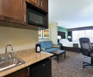 Photo 3 - Holiday Inn Express Hotel & Suites Richfield, an IHG Hotel