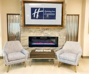 Photo 3 - Holiday Inn Express & Suites Frazier Park, An IHG Hotel