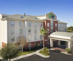 Photo 2 - Holiday Inn Express Hotel & Suites Uvalde, an IHG Hotel