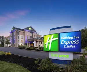 Photo 2 - Holiday Inn Express Hotel & Suites Hamburg by IHG