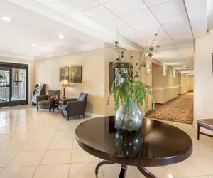 Photo 3 - Best Western Plus Valdosta Hotel & Suites