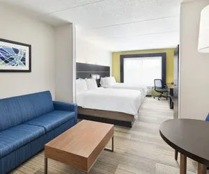 Photo 4 - Holiday Inn Express Hotel & Suites Spartanburg-North by IHG