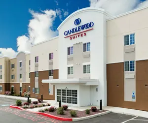 Photo 2 - Candlewood Suites Harrisburg I-81 - Hershey Area, an IHG Hotel