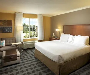 Photo 4 - TownePlace Suites by Marriott Houston Intercontinental Arpt