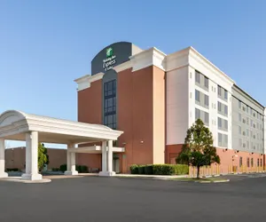 Photo 2 - Holiday Inn Express Hotel & Suites Norfolk Airport, an IHG Hotel