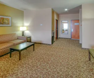 Photo 4 - Holiday Inn Express Hotel & Suites Pecos, an IHG Hotel