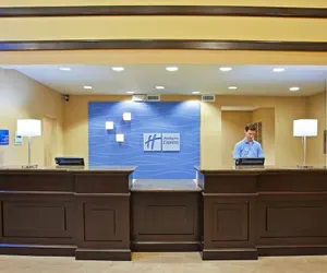 Photo 5 - Holiday Inn Express Columbus-Dublin by IHG