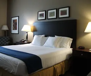 Photo 5 - Holiday Inn Express Hotel and Suites Mankato East, an IHG Hotel