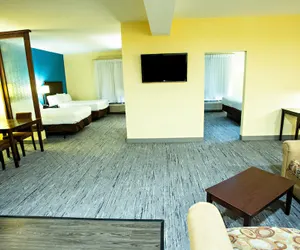 Photo 4 - Holiday Inn Express Hotel & Suites Harrisburg West, an IHG Hotel