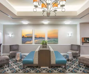 Photo 4 - La Quinta Inn & Suites by Wyndham Fort Walton Beach