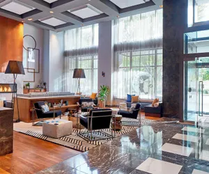 Photo 3 - Renaissance Atlanta Midtown Hotel