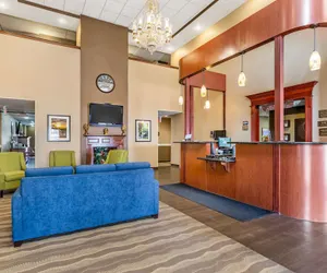 Photo 4 - Comfort Suites South Point - Huntington