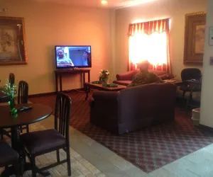 Photo 5 - Americas Best Value Inn Somerville