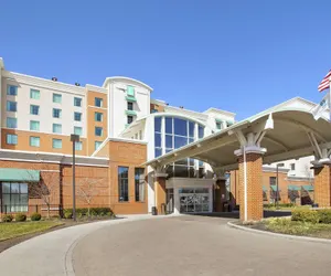 Photo 2 - Embassy Suites Columbus-Airport