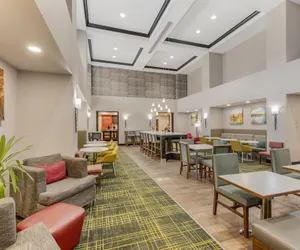 Photo 3 - Hampton Inn & Suites Crawfordsville