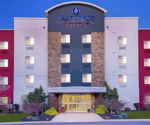 Photo 2 - Candlewood Suites Buffalo - Amherst, an IHG Hotel