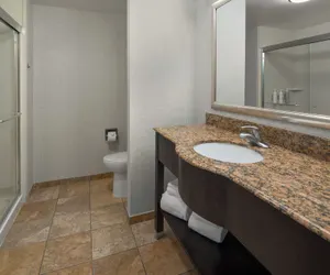 Photo 2 - Hampton Inn Rochester Irondequoit