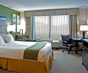 Photo 4 - Holiday Inn Express & Suites Jacksonville-Mayport/Beach, an IHG Hotel