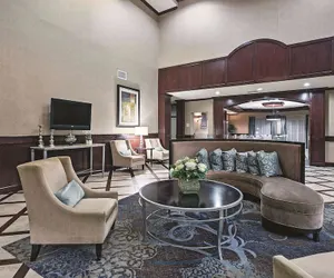 Photo 5 - La Quinta Inn & Suites by Wyndham DFW Airport West - Euless