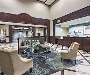 Photo 4 - La Quinta Inn & Suites by Wyndham DFW Airport West - Euless