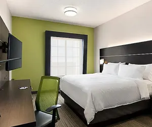 Photo 3 - Holiday Inn Express Hotel and Suites Pryor, an IHG Hotel