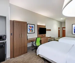 Photo 5 - Holiday Inn Express Hotel and Suites Pryor, an IHG Hotel