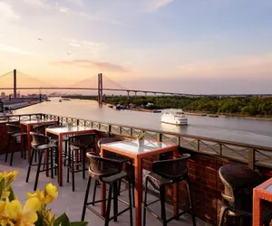 Photo 2 - The Bohemian Hotel Savannah Riverfront, Autograph Collection