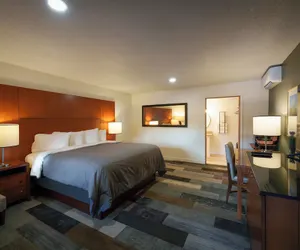 Photo 2 - Shelton Inn