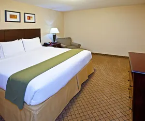 Photo 4 - Holiday Inn Express Hotel & Suites ANDERSON NORTH, an IHG Hotel