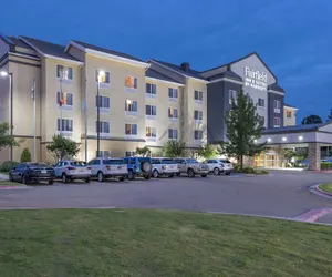 Photo 2 - Fairfield Inn & Suites by Marriott Texarkana