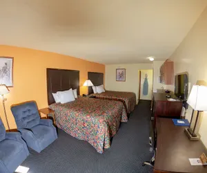 Photo 4 - Knights Inn Chanute