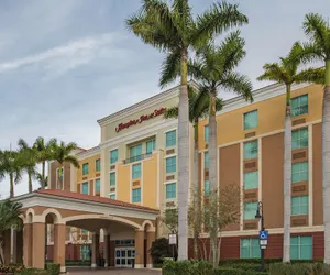 Photo 2 - Hampton Inn & Suites Ft. Lauderdale/Miramar