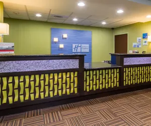 Photo 2 - Holiday Inn Express Hotel & Suites Orlando - Apopka, an IHG Hotel