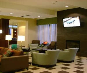 Photo 5 - Holiday Inn St. Louis Fairview Heights, an IHG Hotel