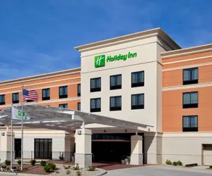 Photo 2 - Holiday Inn St. Louis Fairview Heights, an IHG Hotel