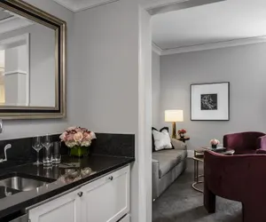 Photo 4 - Waldorf Astoria Chicago