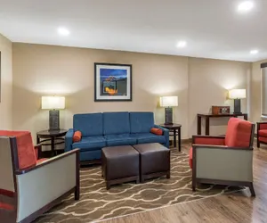Photo 3 - Comfort Inn & Suites Atoka-Millington