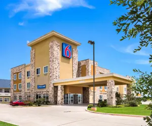 Photo 2 - Motel 6 Mineral Wells, TX