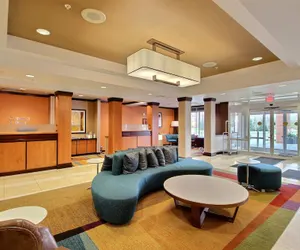 Photo 5 - Fairfield Inn & Suites by Marriott Milwaukee Airport