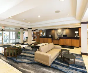 Photo 2 - Fairfield Inn & Suites by Marriott Milwaukee Airport