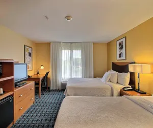 Photo 5 - Fairfield Inn & Suites by Marriott Milwaukee Airport