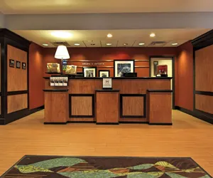 Photo 2 - Hampton Inn Defiance