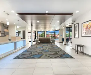 Photo 2 - Holiday Inn Express Columbus Downtown by IHG