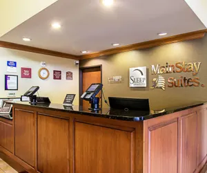 Photo 4 - Sleep Inn & Suites Madison - Monona